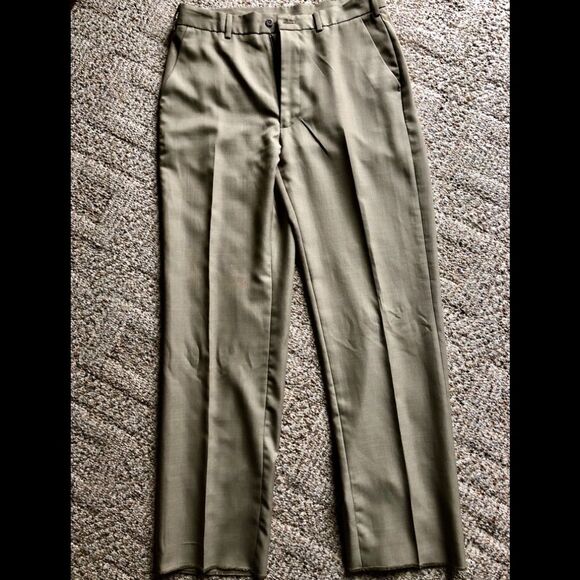 Never used nice pants by Geoffrey Beene - Picture 1 of 2